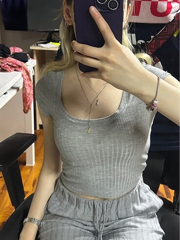 Addax Gri Crop