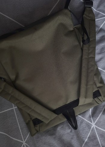 Su Geçirmez Haki Laptop Bölmeli Sırt Çantası - Görsel 3