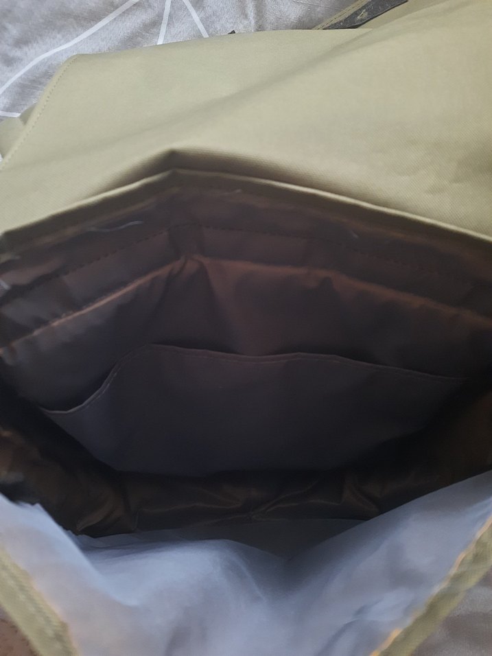 Su Geçirmez Haki Laptop Bölmeli Sırt Çantası - Görsel 5