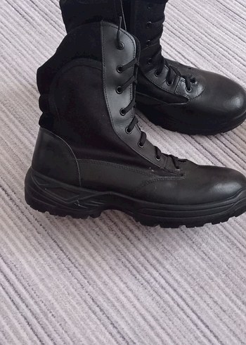 Siyah Kemerli Gotik Erkek Bot - Görsel 3