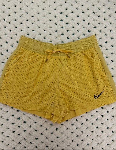 Nike sporcu şortu