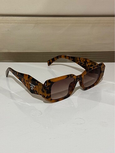 Prada Prada gözlük
