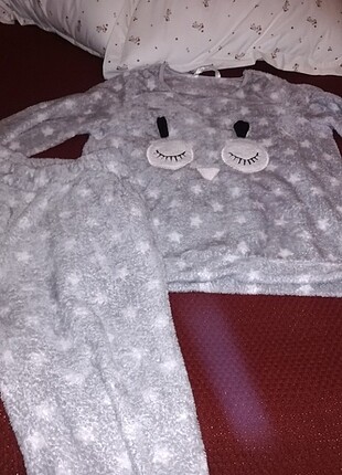 Kışlık peluş pijama takımı 
