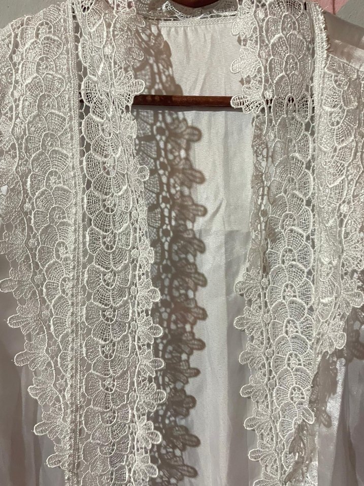 Uzun Kollu Beyaz Bohem Nakışlı Kadın Sabahlık - Görsel 4
