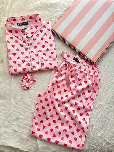 İpek saten pijama takımı