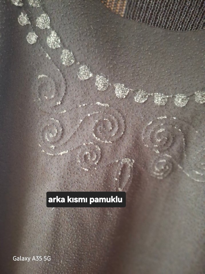 buluz Siyah Deri Nakışlı Kısa Kollu - Görsel 5