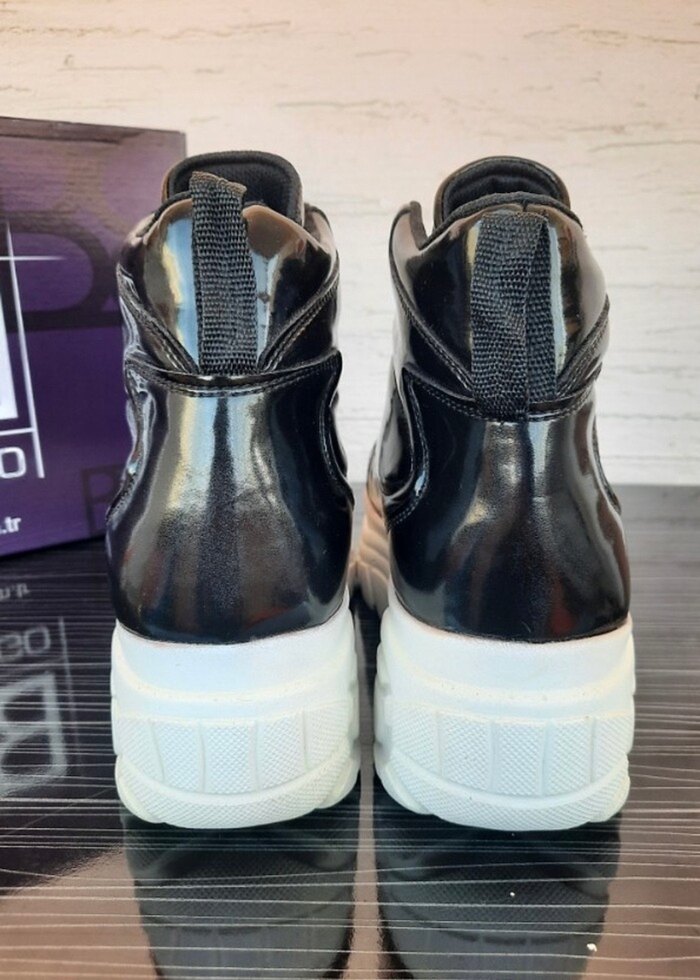 Butigo Siyah Rugan Platform Topuklu Kadın Spor Ayakkabı - Görsel 3