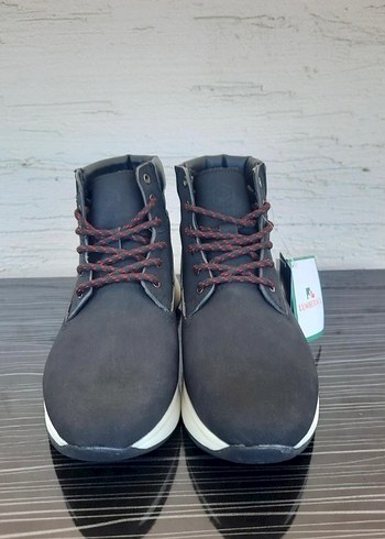 Lumberjack Kadın Bot - Görsel 3