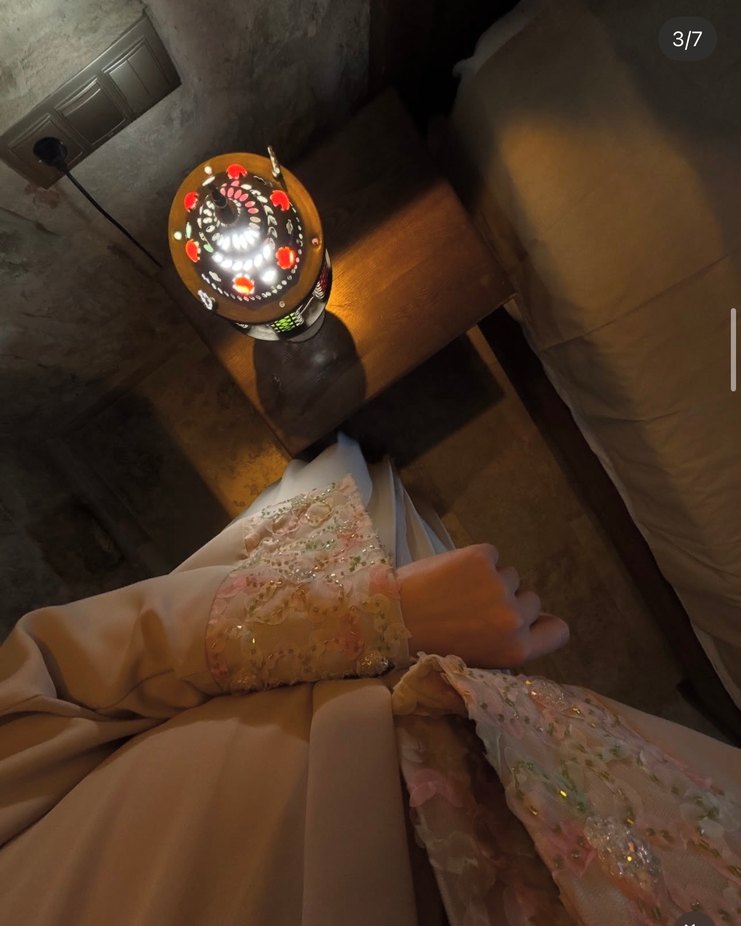 Bej işlemeli Abaya Şal - Görsel 3