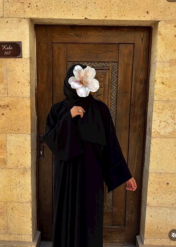 Siyah kristal boncuk işlemeli Abaya - Görsel 2