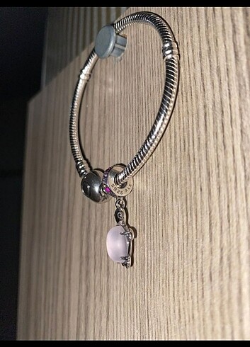 Beden pembe Renk Charm