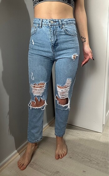Yırtık Jean