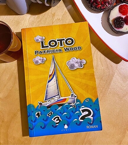 Loto Patricia Wood April Yayıncılık