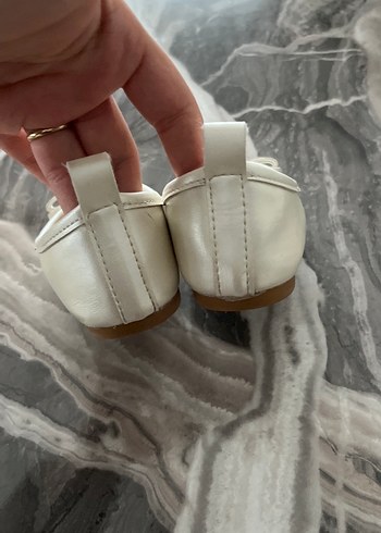 Kız Çocuk Beyaz Fiyonklu Babet - Görsel 3