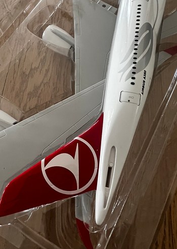 45 cm Turkish Airlines A350 Model Uçak Seti - Görsel 3
