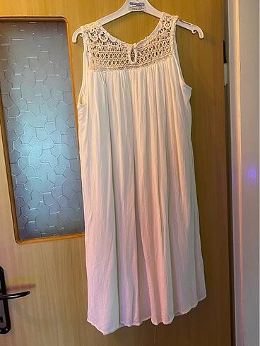 Dantel detaylı elbise - Görsel 2