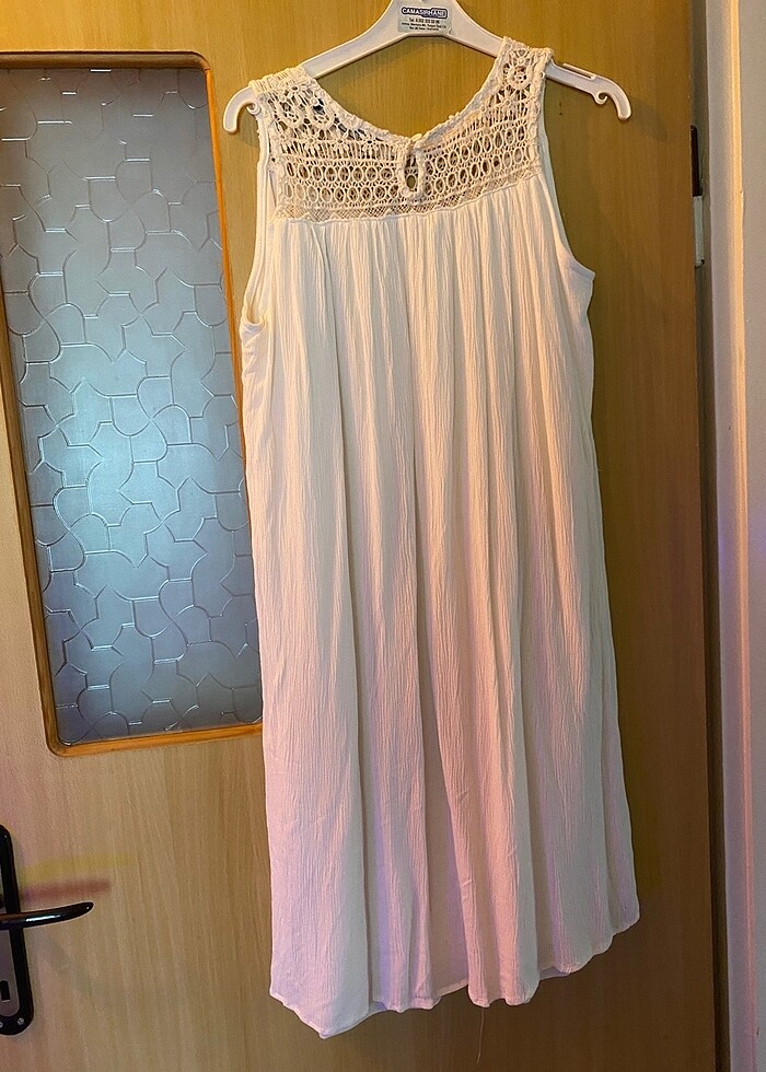 Dantel detaylı elbise - Görsel 2