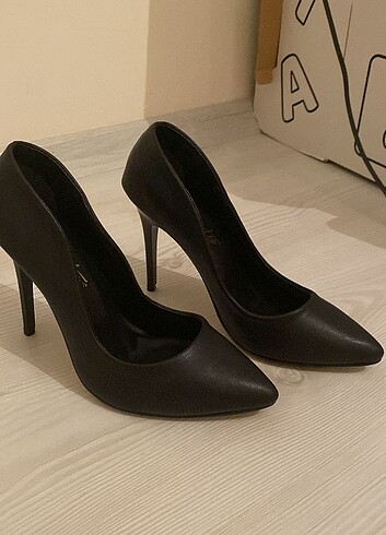 Stiletto - Görsel 2