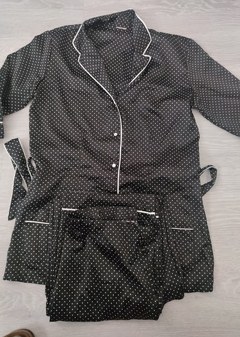 Siyah satenPuantiyeli Uzun Kollu Midi Pijama Takımı