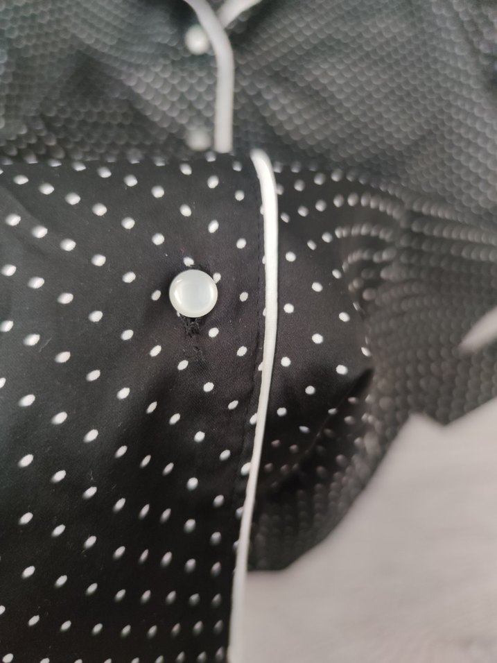 Siyah satenPuantiyeli Uzun Kollu Midi Pijama Takımı - Görsel 4