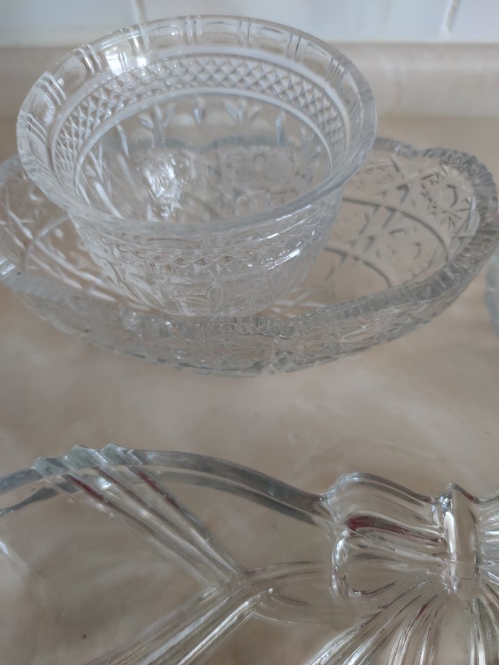 Beyaz ve Gri Fincan ve Tabak Seti - Görsel 5