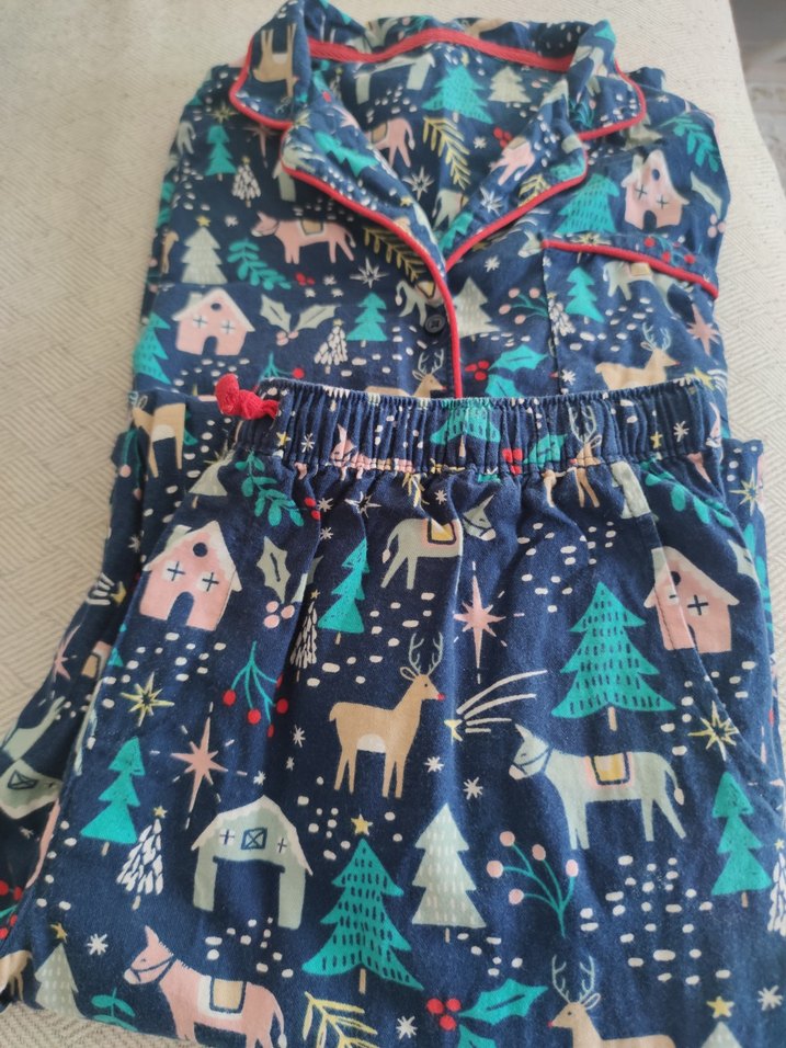 Bohem Çok Renkli  yılbaşı desenleriyle Kadın Pijama Takımı - Görsel 2