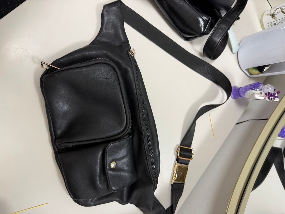 Kadın Siyah Deri Bel Çantası - Görsel 2