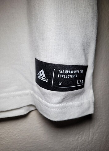 Adidas Adidas Unisex Tshirt