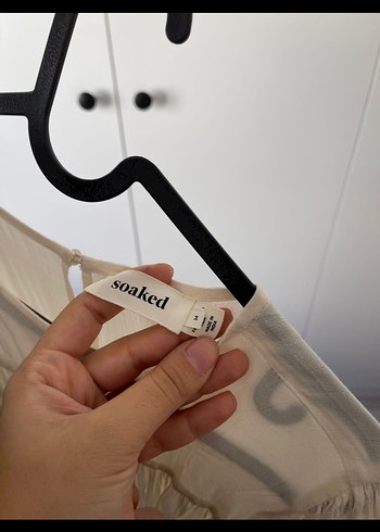 m Beden beyaz Renk elbise İsveç'ten alındı