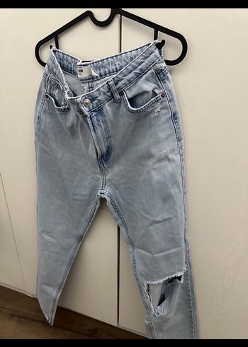 Bershka Acik Mavi Yikamali Rahat Denim Jean