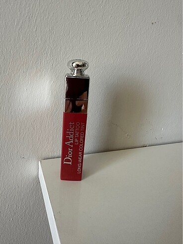 Dior lip tattoo