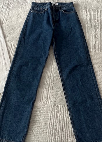 Bershka Koyu Mavi Rahat Kesim Denim Jean