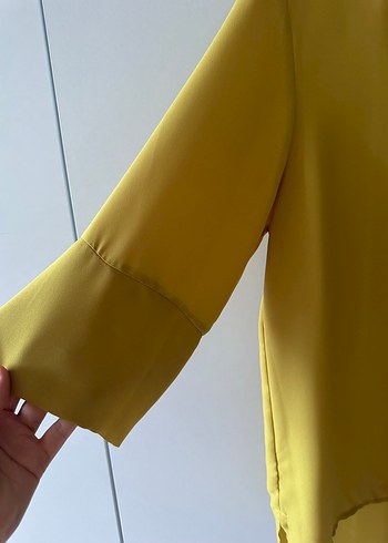 Sarı V Yaka Kadın Bluz - Görsel 3