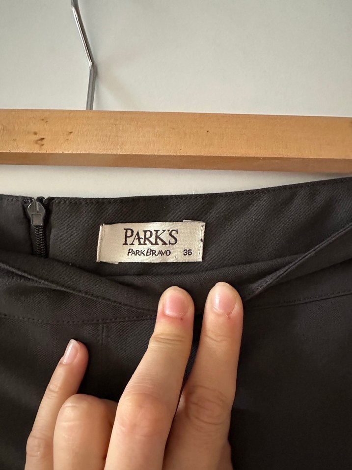 Siyah Midi Piliseli Etek - Görsel 3