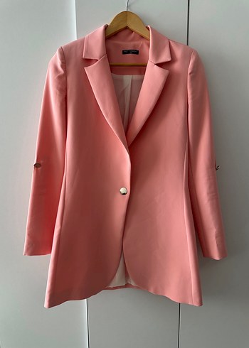 Zara Sikligin Pembe Dokunusu Tek Dugmeli Blazer Ceket