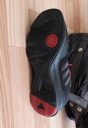 36 Beden siyah Renk Adidas spor ayakkabı 