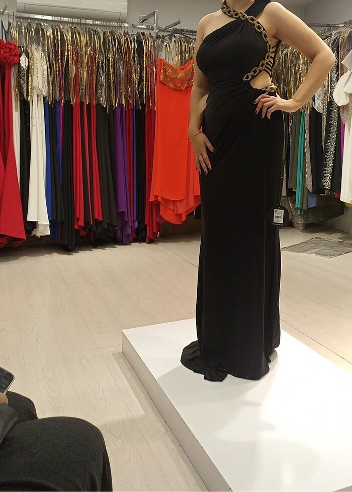 Zincir detaylı Abiye - Görsel 2