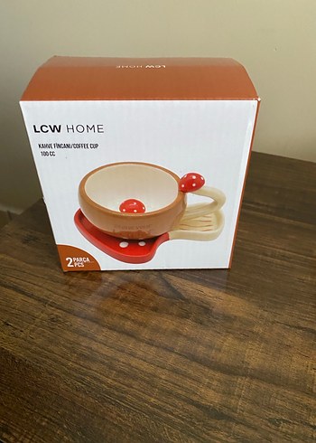 LCW Kırmızı Mantar Detaylı Seramik Fincan ve Tabak - Görsel 4