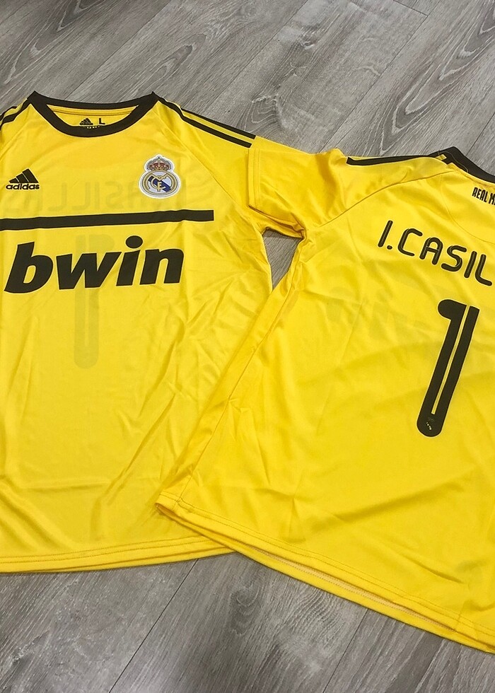 Casillas Kaleci Forması - Görsel 2