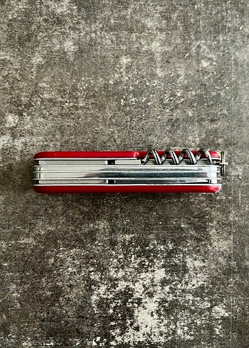Beden Renk Kırmızı Çok Fonksiyonlu Victorinox Cep Çakısı