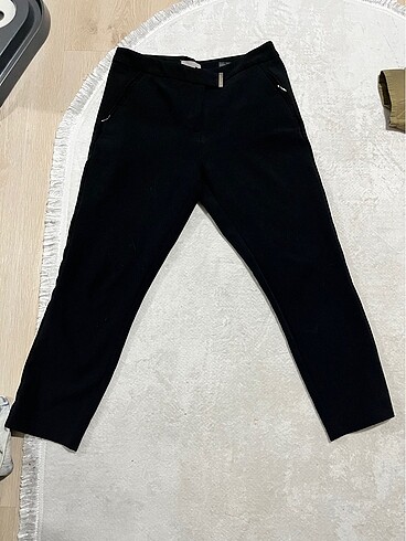 Bilekte H&M pantolon