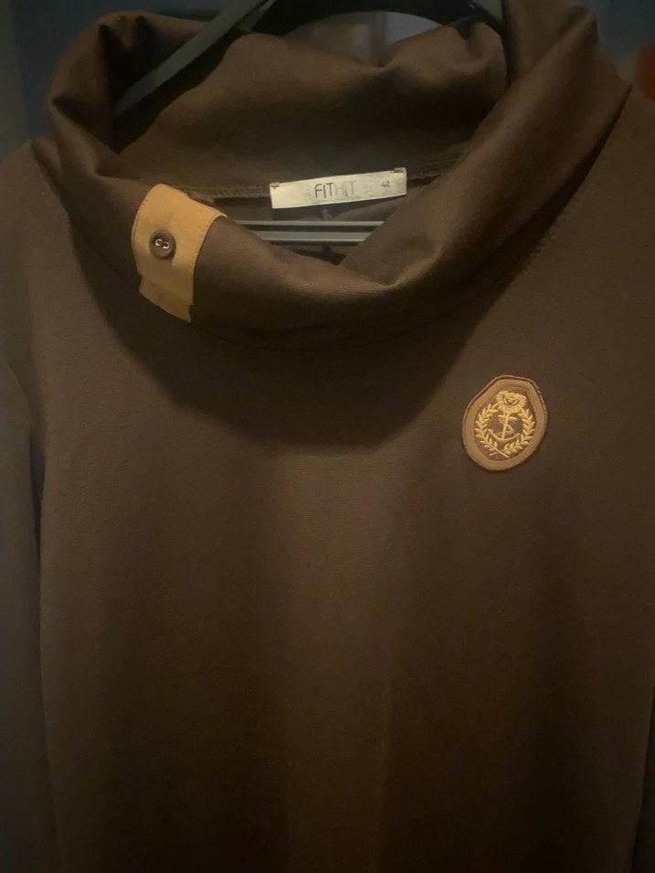 Düğmeli Uzun Kahverengi Elbisr - Görsel 2