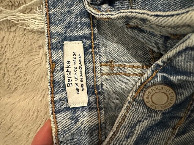 xs Beden mavi Renk Bershka straight jean