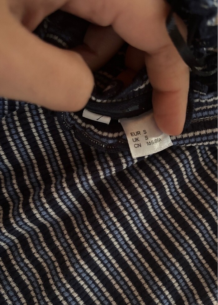 Omzu açık bluz - Görsel 2