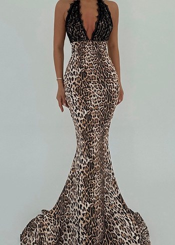 Diğer Dantel Detaylı Leopar Desenli Uzun Elbise