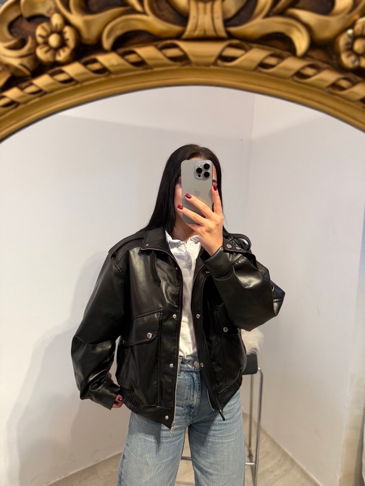 Düğmeli Siyah Deri Kadın Ceket - Görsel 3