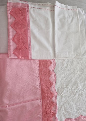 Nakışlı Pembe El emeği Pike Takımı Çift kişilik
