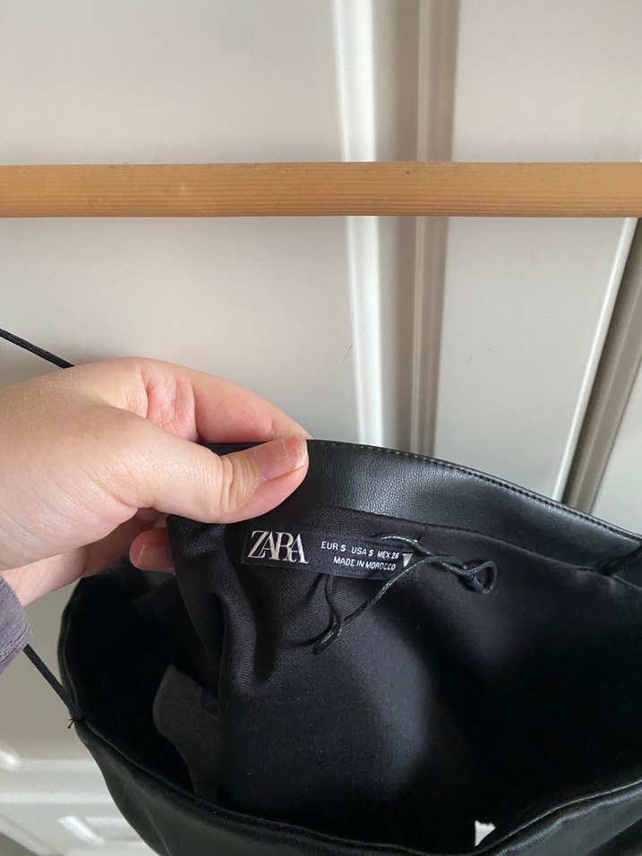 Siyah Deri Büstiyer Crop Zara - Görsel 2