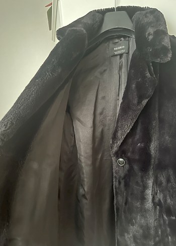 Pullu and bear Kadın Siyah Midi Kürk Detaylı Kaban - Görsel 5