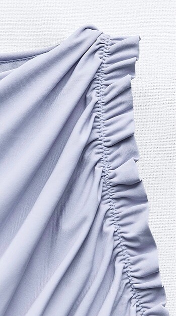 Zara büzgü detaylı elbise rengi eflatundur - Görsel 3